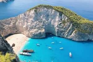Khám phá Navagio – Bãi biển được mệnh danh đẹp nhất Hy Lạp