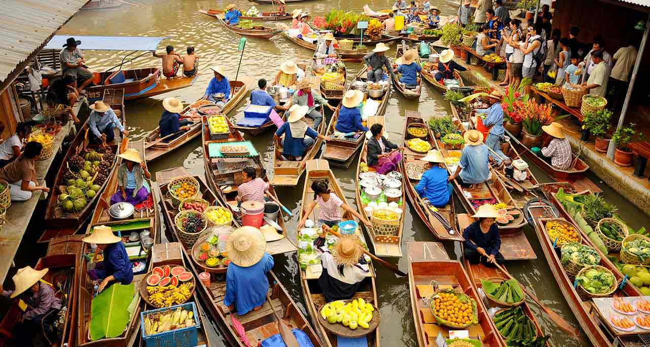 Thăm chợ nổi Bang Nampueng