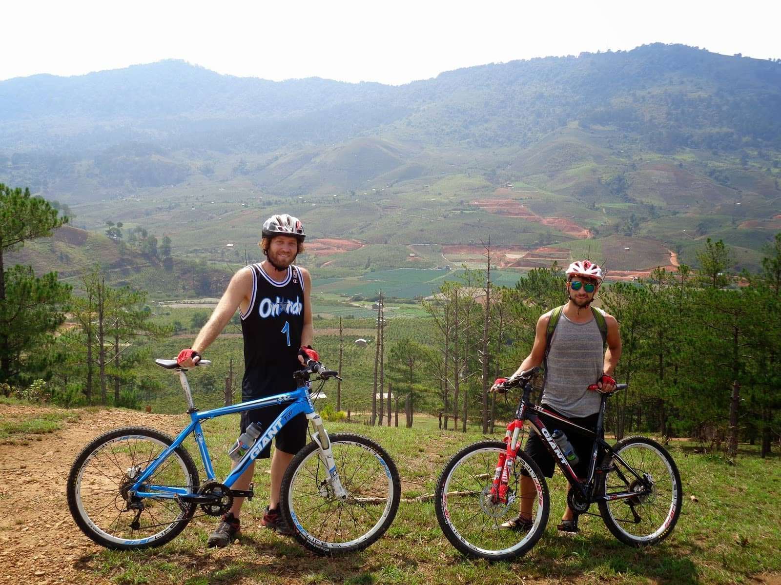 Đạp xe và leo núi LangBiang