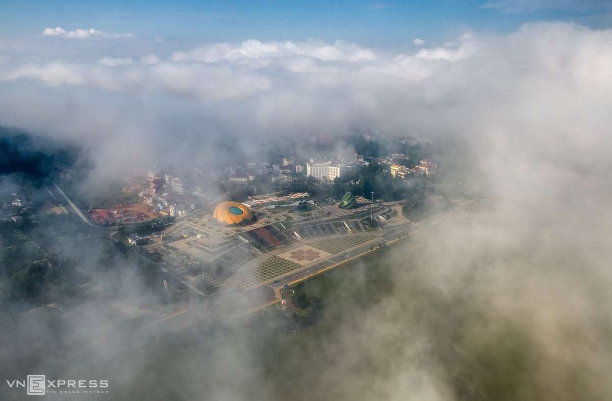 Săn m&acirc;y Đ&agrave; Lạt