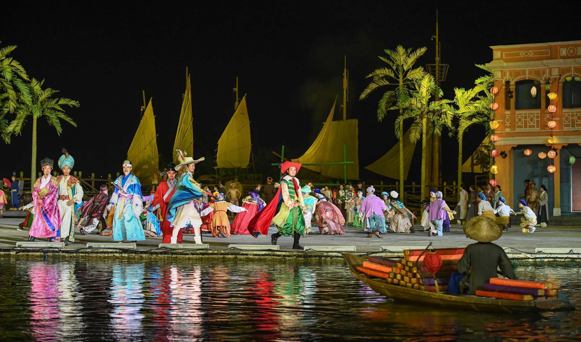 Show diễn K&yacute; ức Hội An