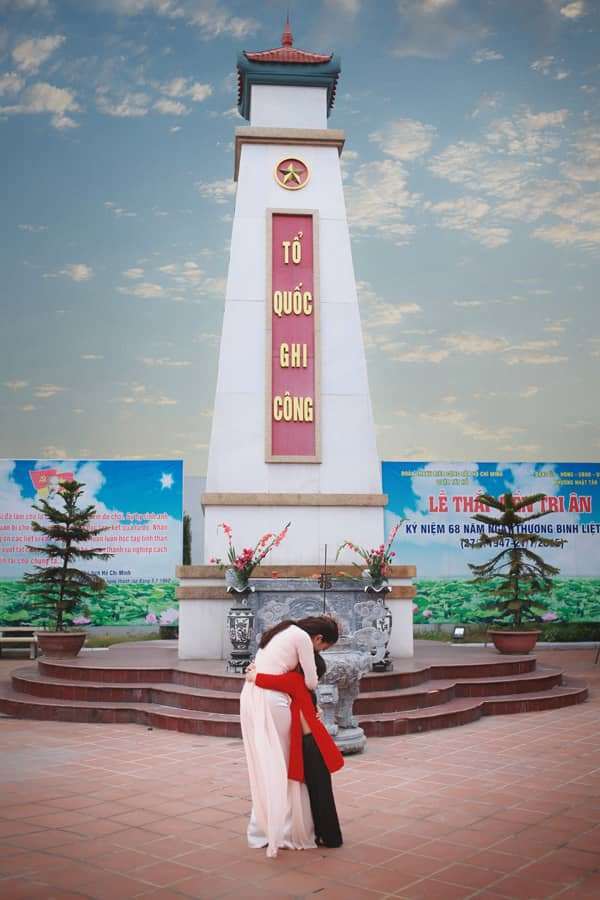 Bộ ảnh tái hiện Tết độc lập ý nghĩa gây sốt cộng đồng mạng Bộ ảnh tái hiện Tết độc lập ý nghĩa gây sốt cộng đồng mạng