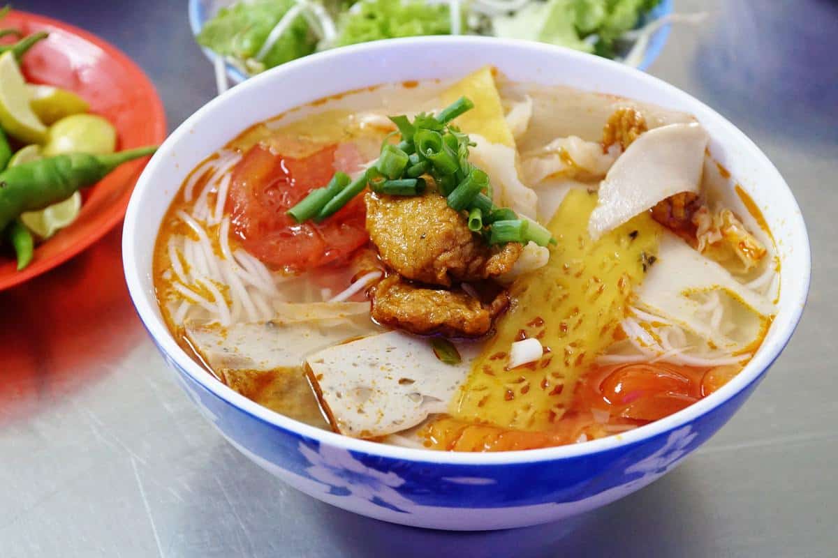 B&uacute;n chả c&aacute; 