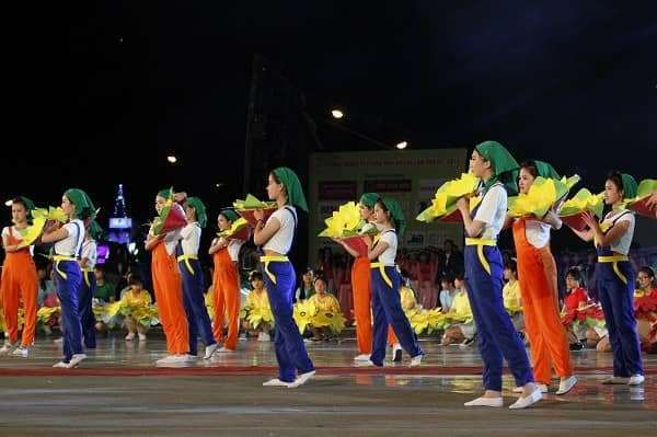 Khai mạc Fesitval Hoa Đà Lạt 2015 Khai mạc Fesitval Hoa Đà Lạt 2015