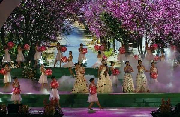 Khai mạc Fesitval Hoa Đà Lạt 2015 Khai mạc Fesitval Hoa Đà Lạt 2015